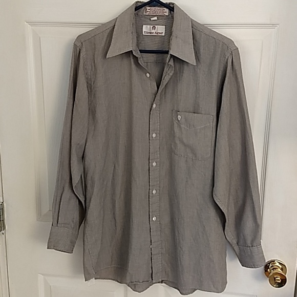 Other - Etienne Aigner Button up shirt